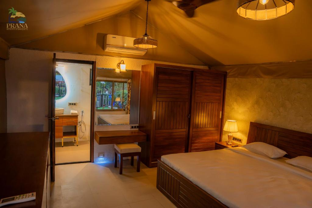 Prana Resorts & Banquets Luxury Tent Room with Private Garden 5