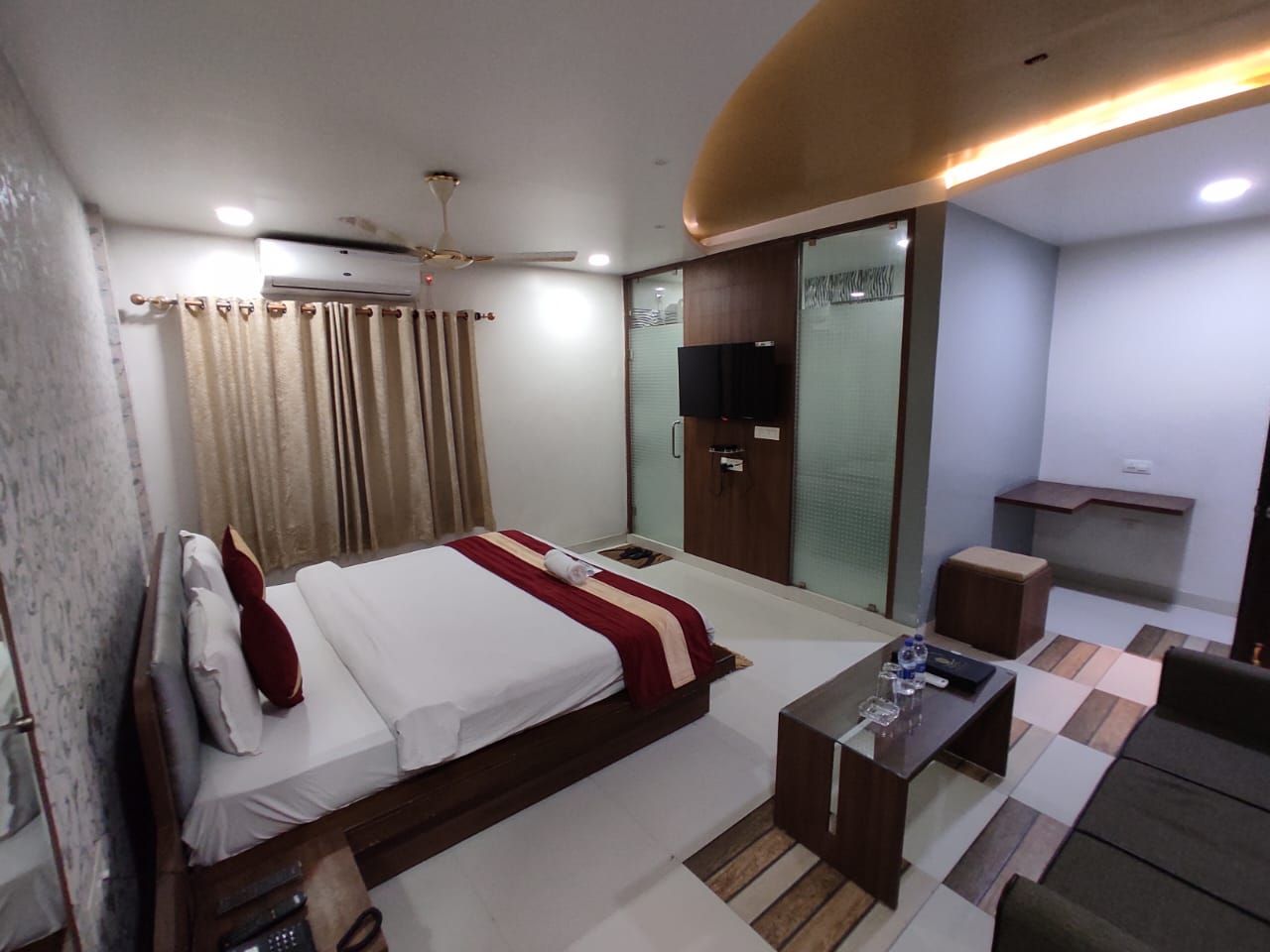 The Pearl Burdwan Pearl Premium Room