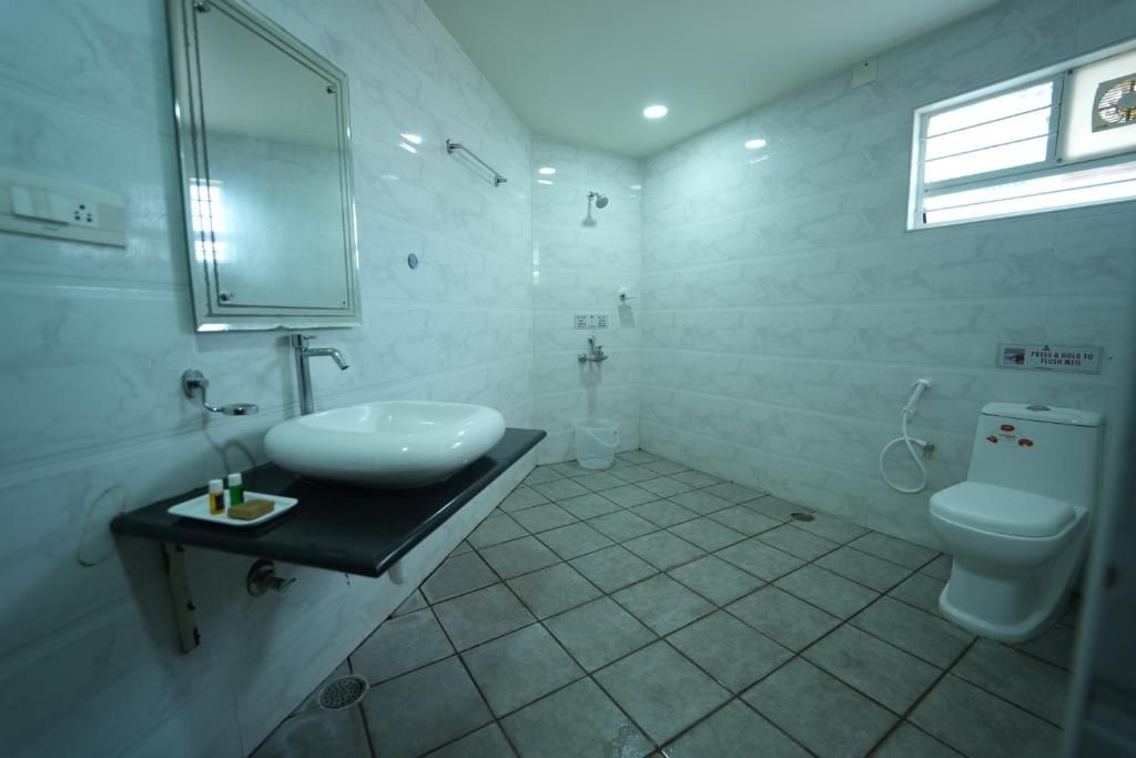 Hotel Mazus Urban Express Non AC 3