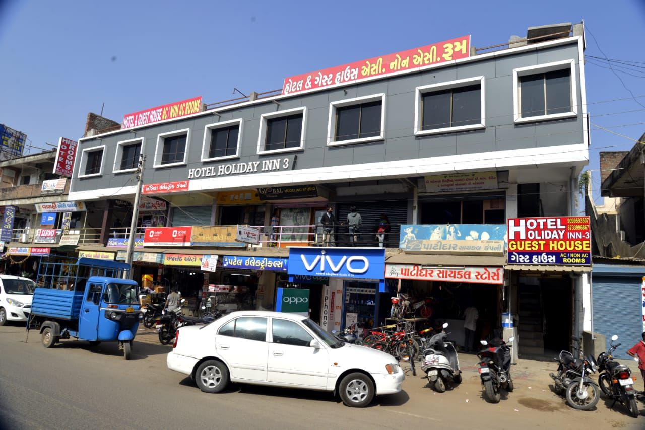 Hotel The New Holiday 3, Mehsana