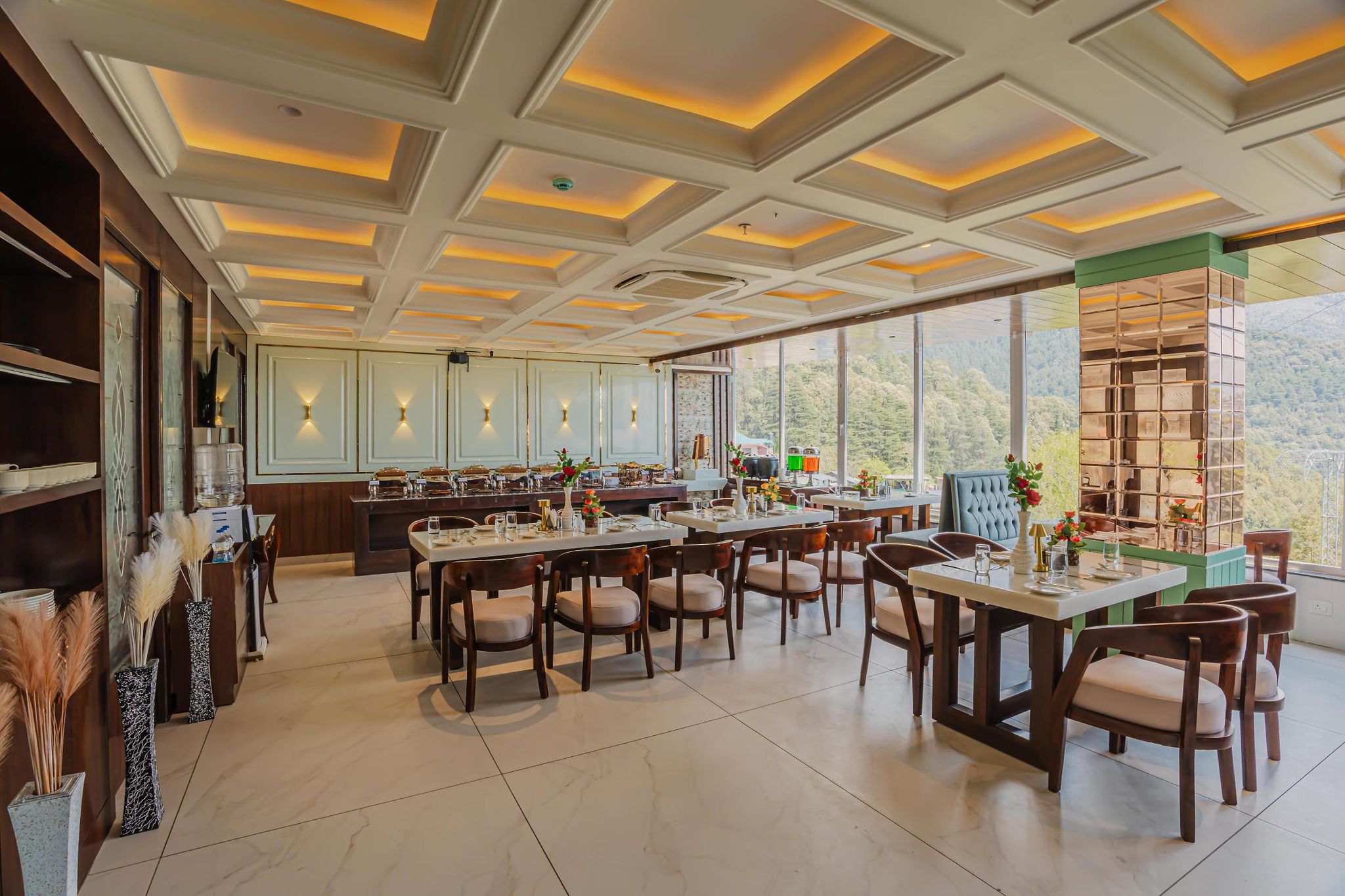 Food & Dining