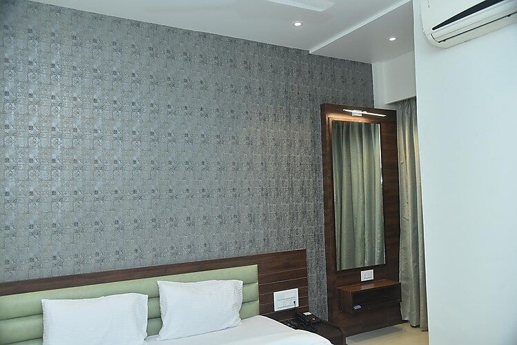HOTEL MAYUR NEAR RAILWAY STATION RAJNANDGAON Ace Standard Room 2