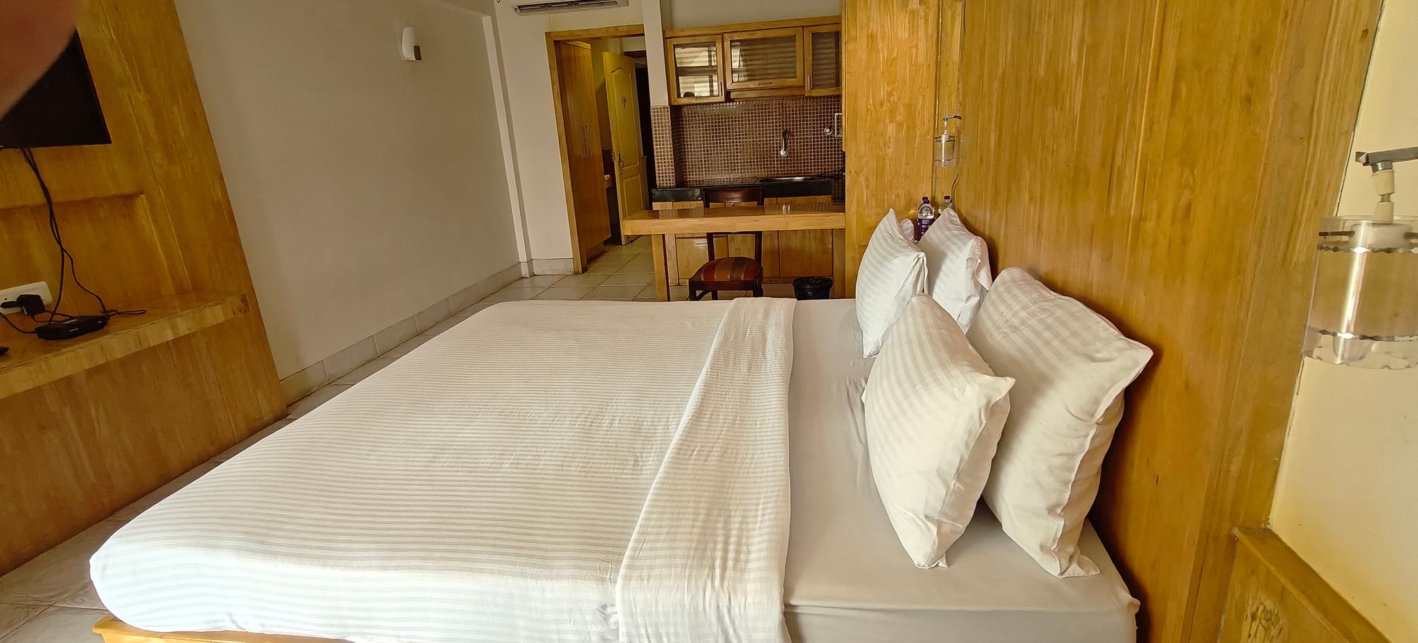 Standard Deluxe Room