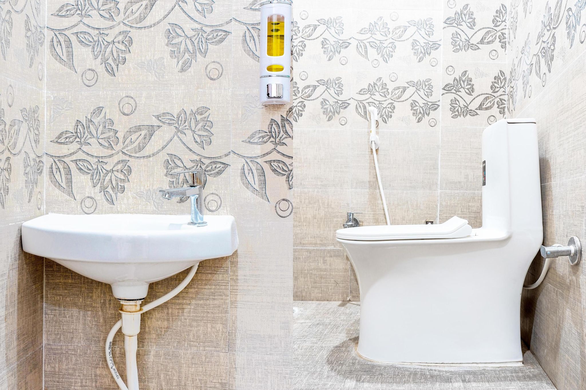 HOTEL KASHI GRAND Triple Room 2