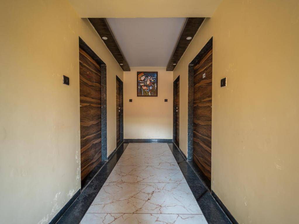 Red Button Resort Deluxe Double Room 10