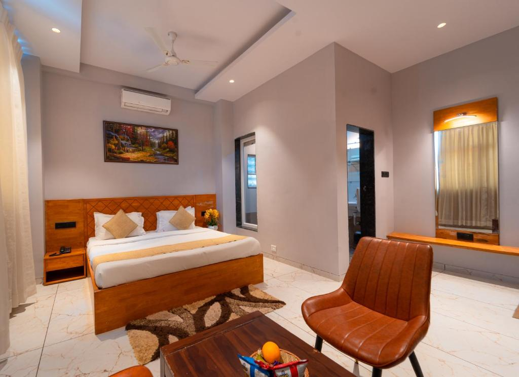 Red Button Resort Deluxe Queen Room