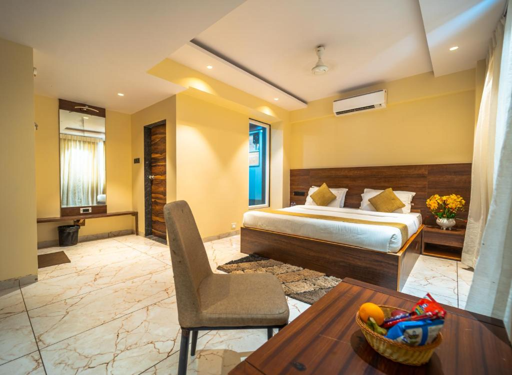 Red Button Resort Deluxe Double Room