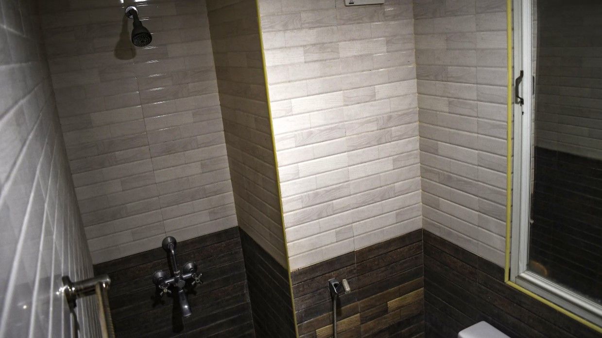 Deluxe Double bed AC