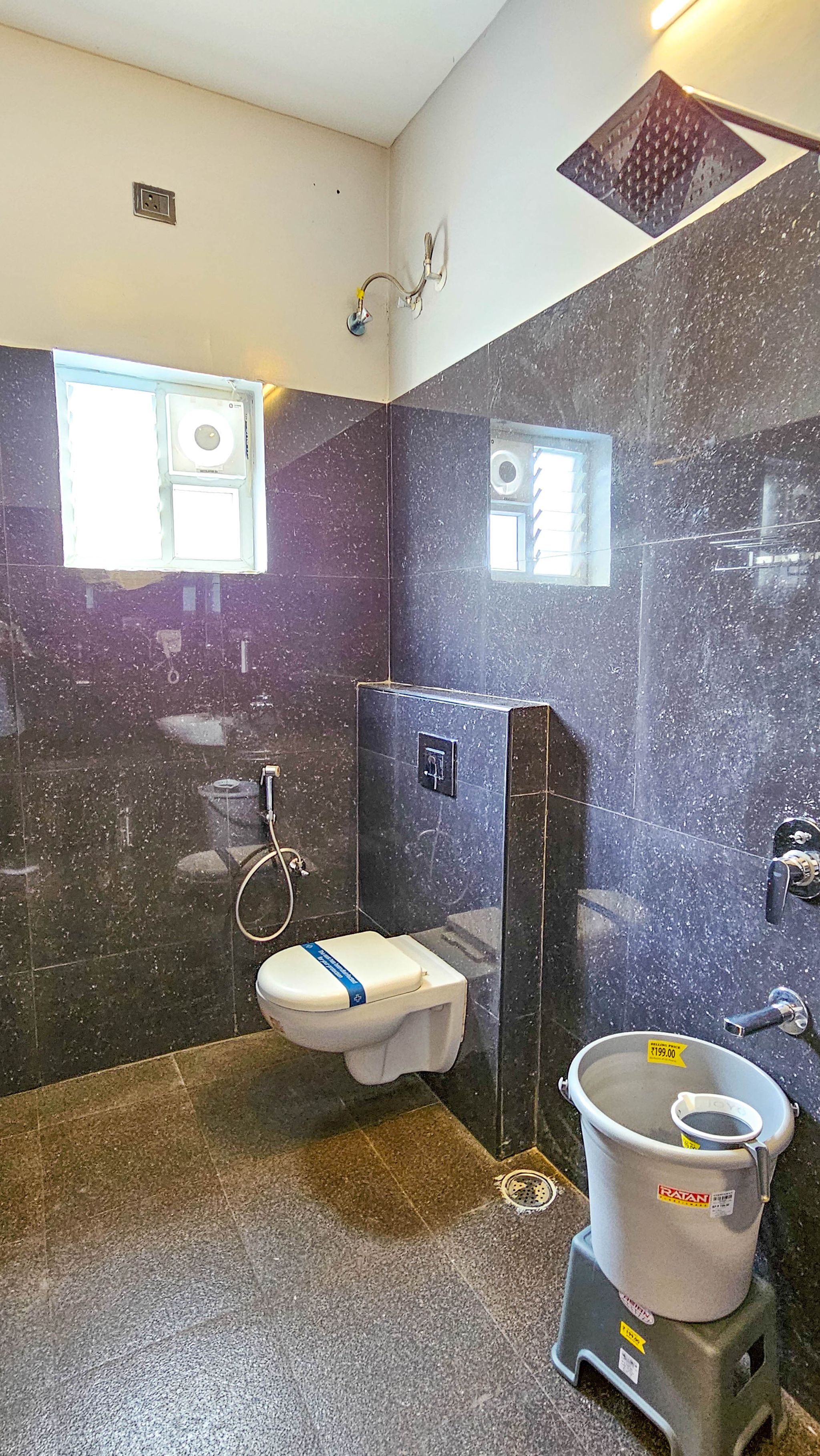 Le Darbar Standard Room 6