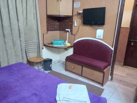 Hotel Shree Krishna vaishnav bhojnalay Deluxe Room 3