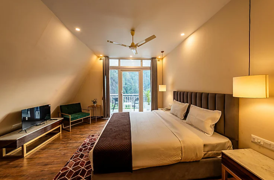 Deluxe Room with Balcony