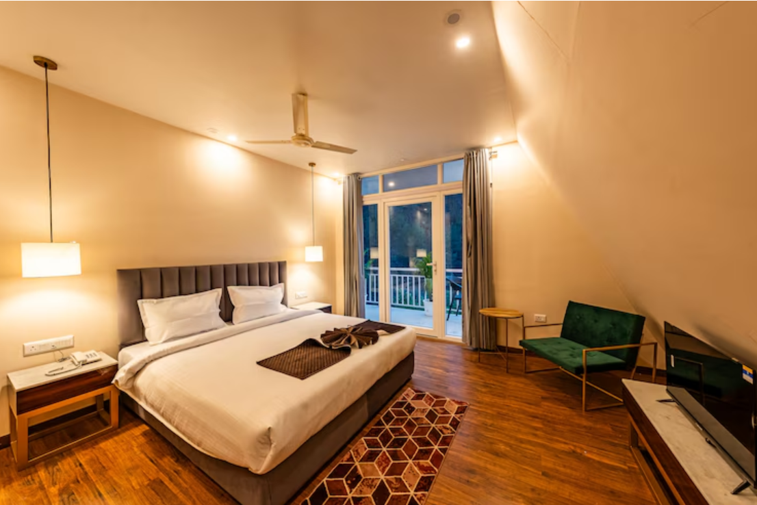 Superior Room with Balcony