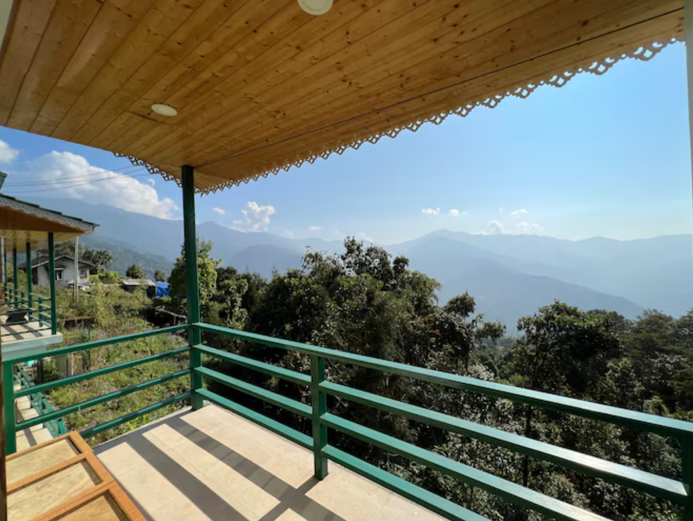 King Double Bedded Room (DELUXE)