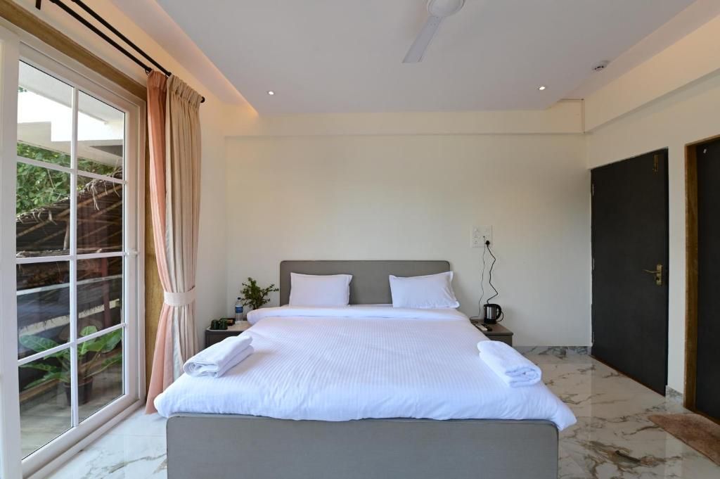 Boheme Morjim Deluxe Room 2