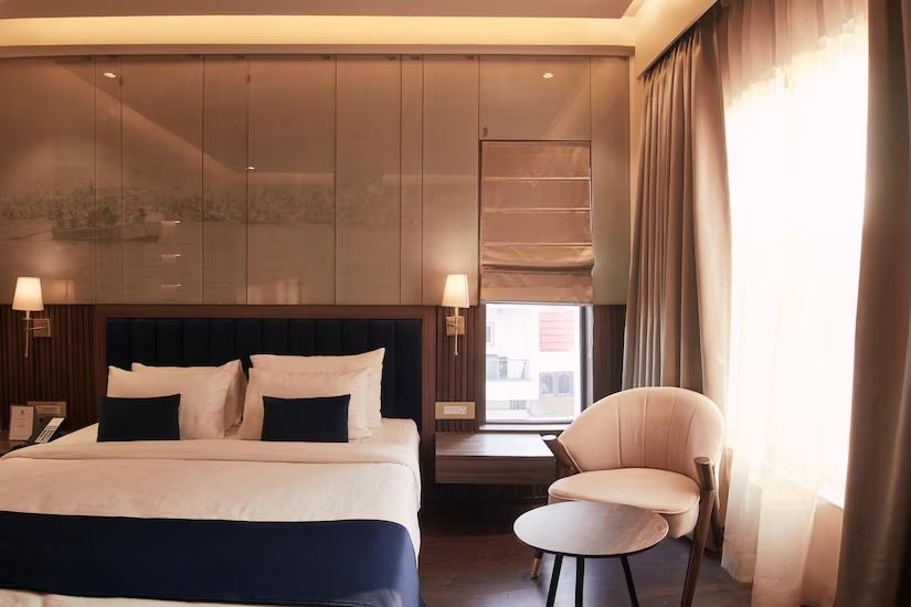 RUDRAKSH THE HOTEL Executive Room 2