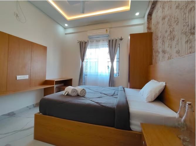 Z Express Aradhana Deluxe Queen 2