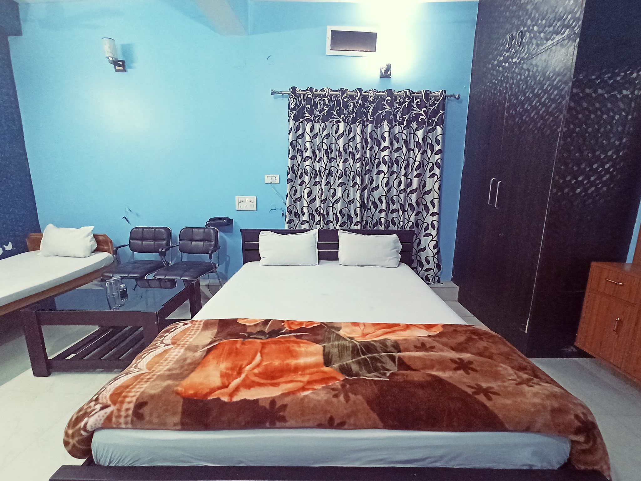 Hotel Anand Lok Varanasi Deluxe Double Non Ac Room 2