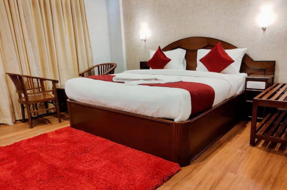 Deluxe Double Room - King