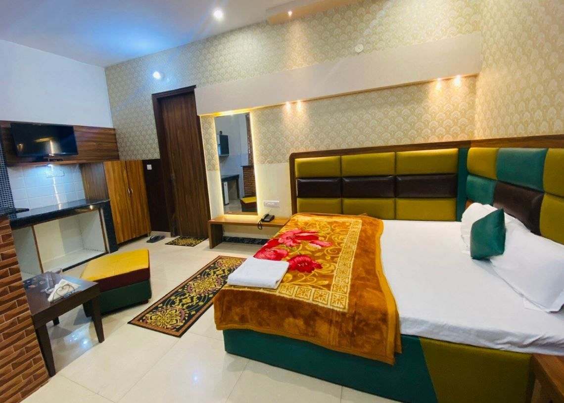 Apartment Room