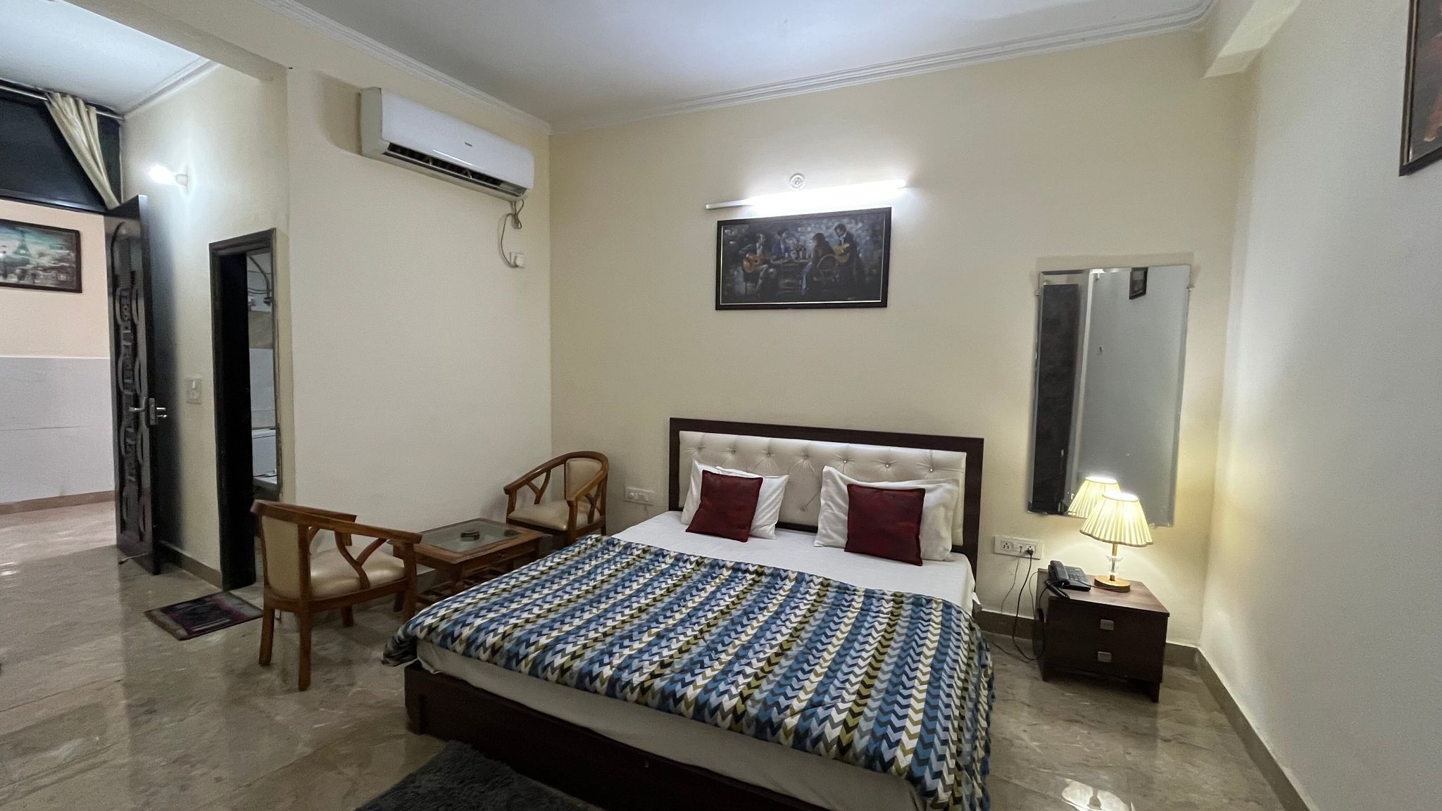 Hotel Royal Residency Non AC Standard Room 4