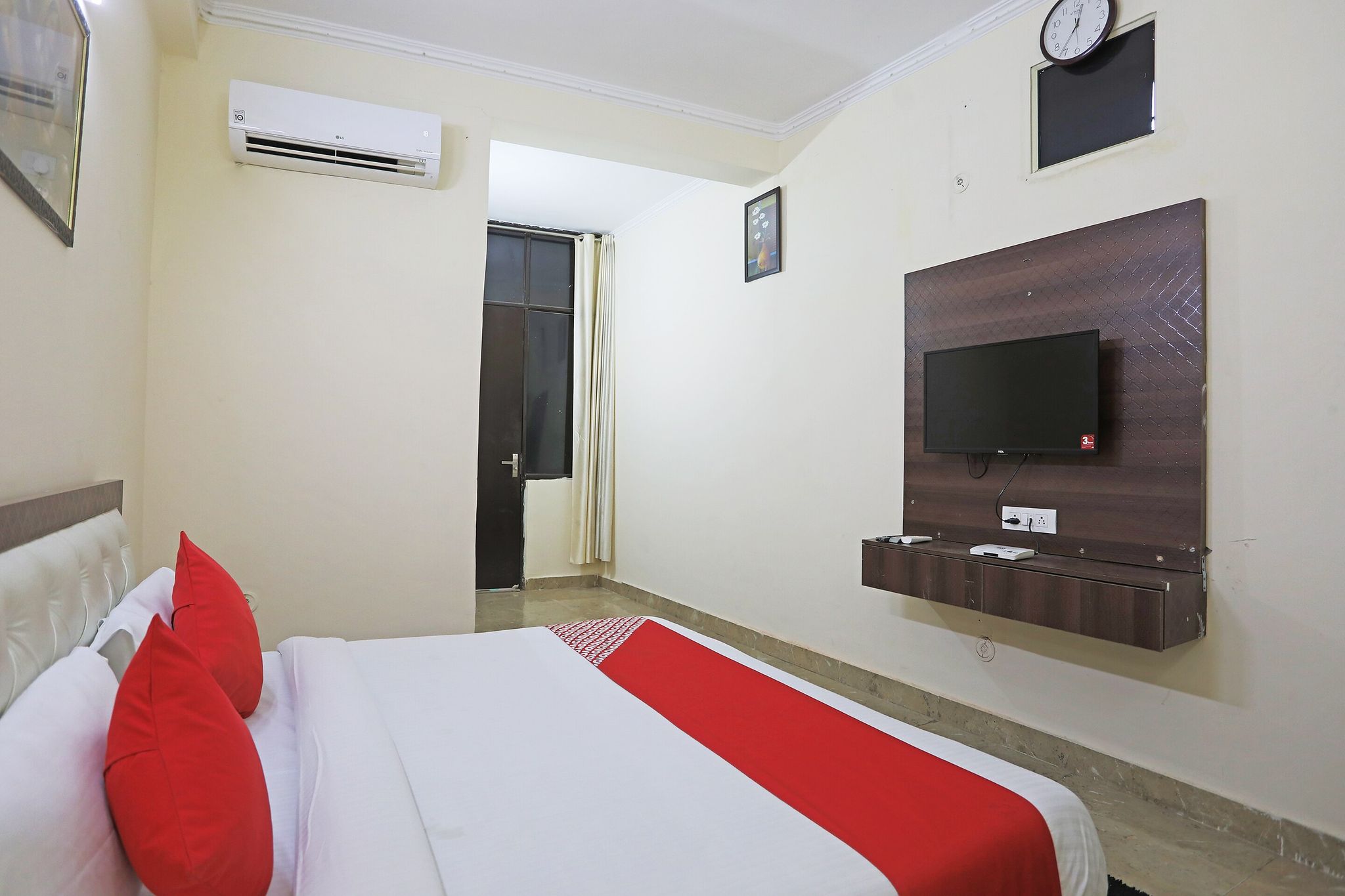 Hotel Royal Residency Non AC Standard Room