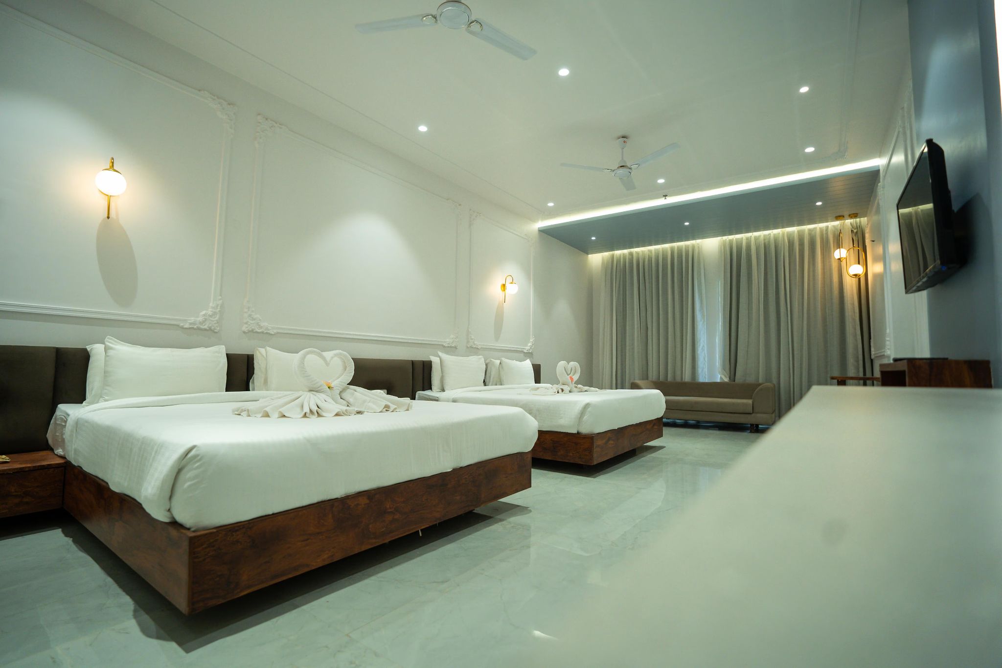 Prithvi Palace Deluxe Room 10