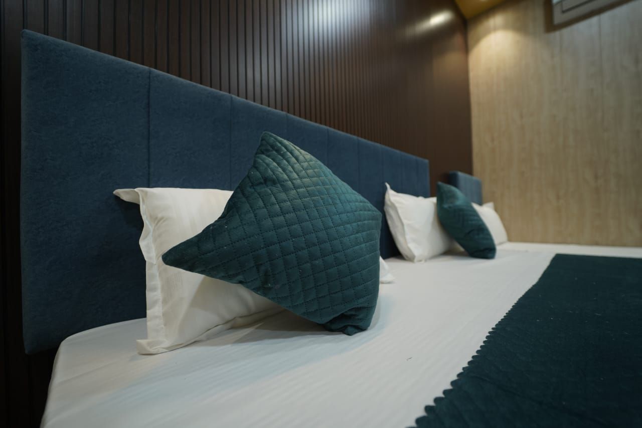 Brij Hari Villa Deluxe Cottage with Balcony 3