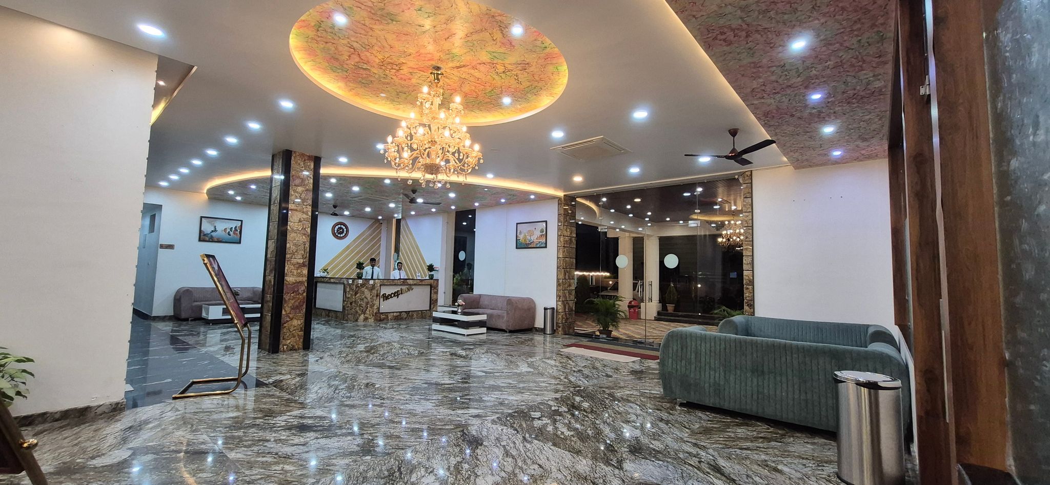 Jalsa Hotel And Resort