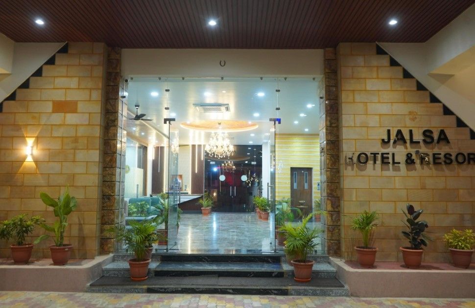 Jalsa Hotel And Resort