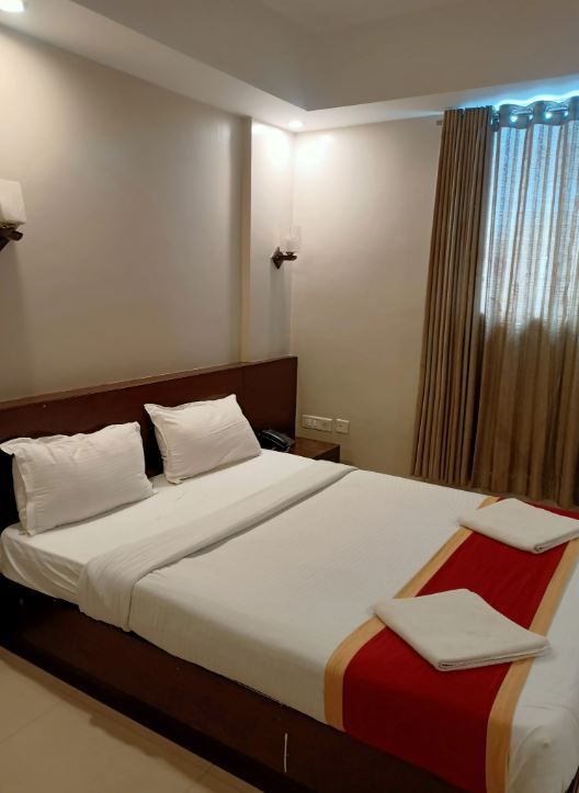 Green Wood Inn And Suites Standard