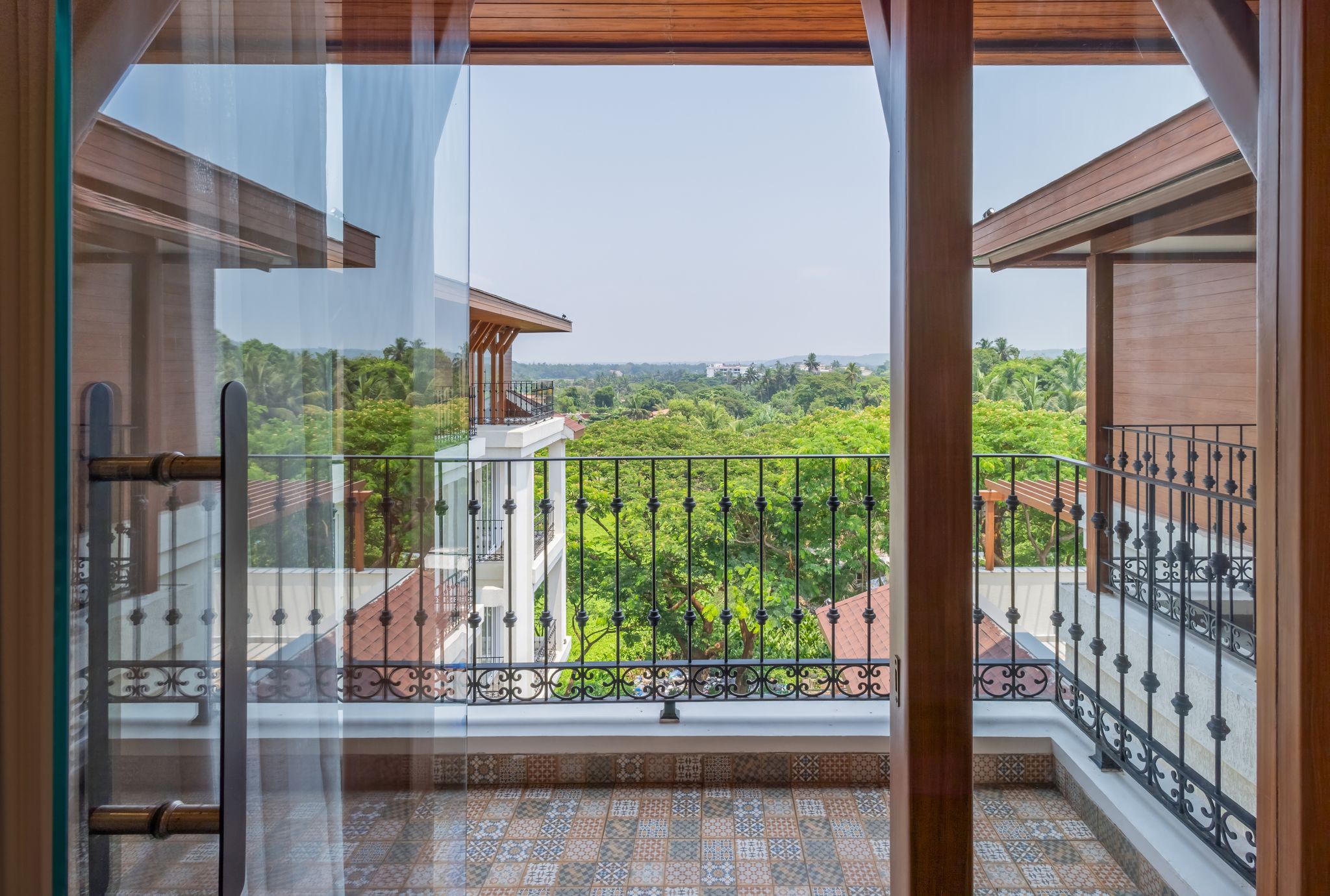 Suite with Queen Bed