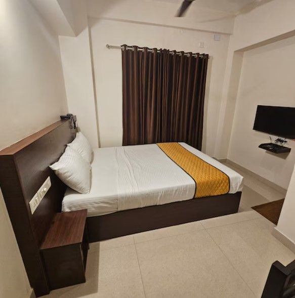 Blueway Residency Down Town Hotel Standard Non AC Room