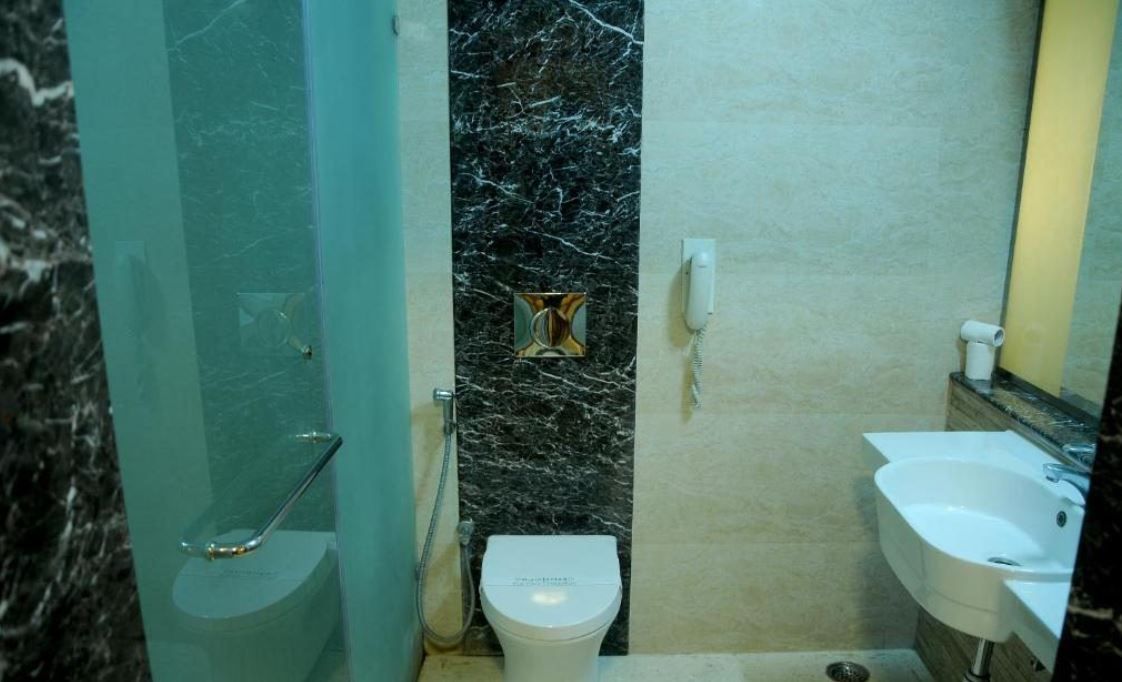 Woodlands Resorts Deluxe Room 4