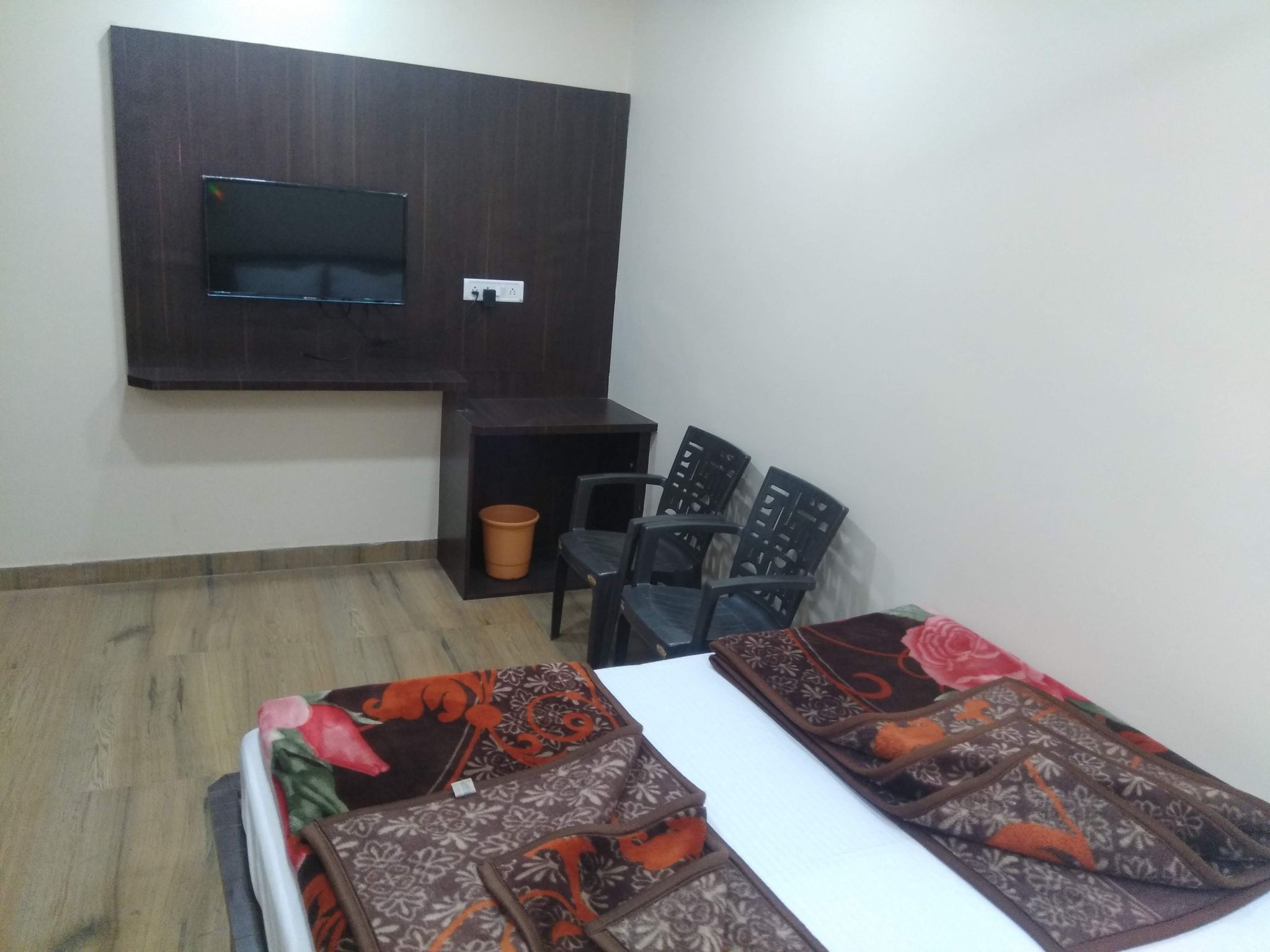 AIR COOLED Non Ac STANDARD Room