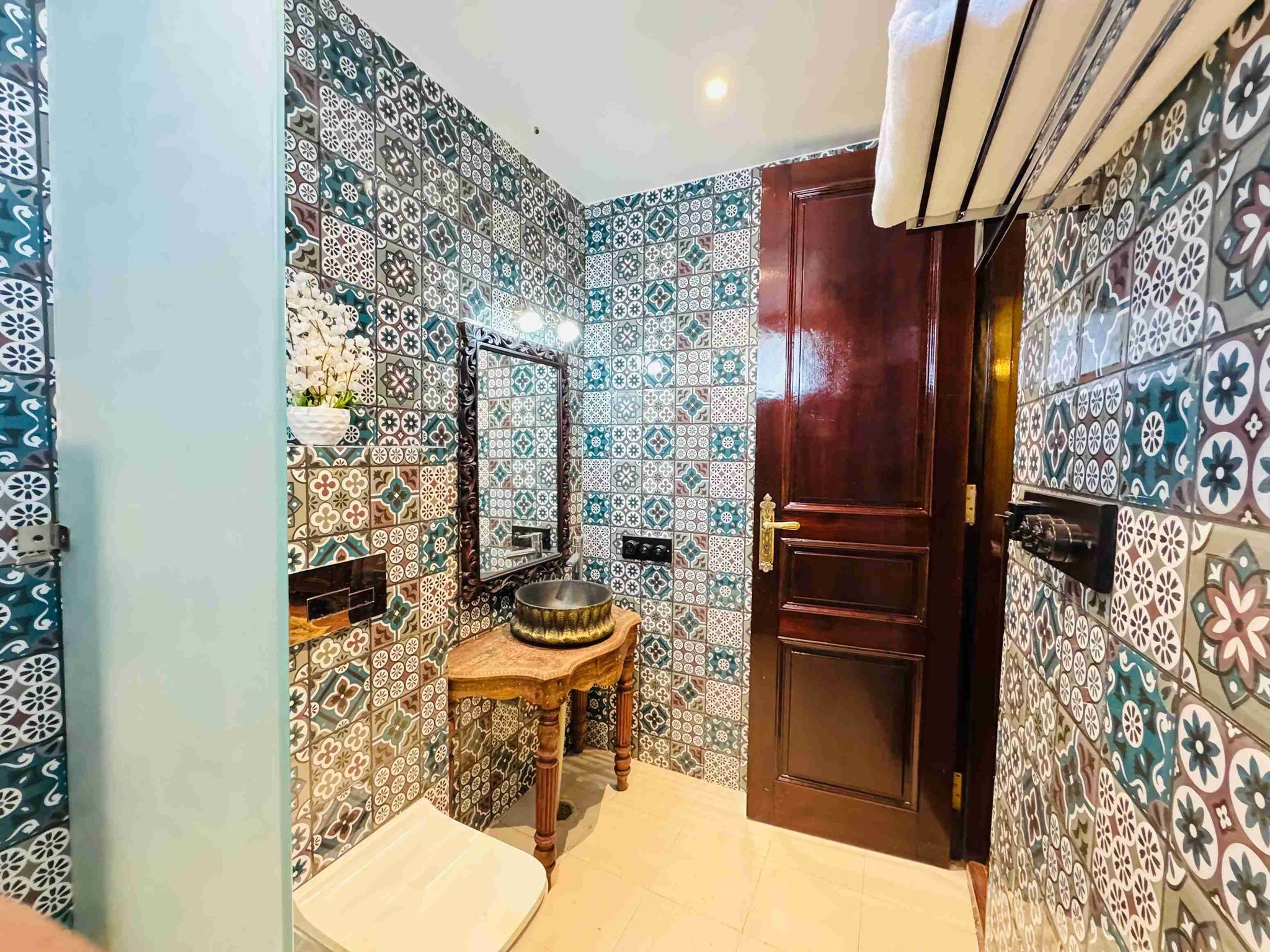 Family Suite with Balcony - Courtyard View  