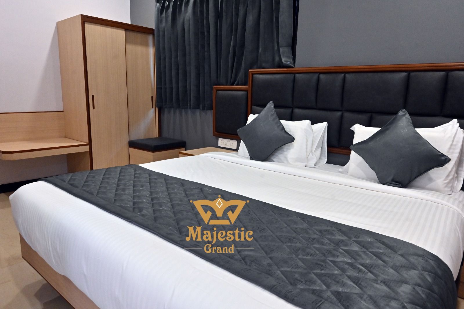 Majestic Grand EXECUTIVE DELUXE 2