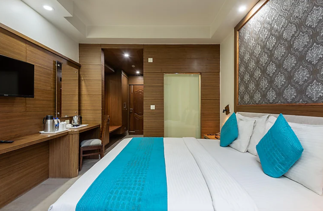 Hotel Rock Castle, Kandaghat Deluxe Room (No View) 3