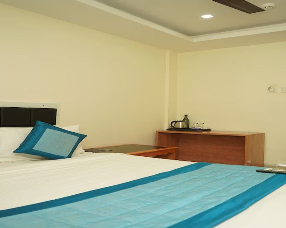 The Pearl Deluxe Room 2