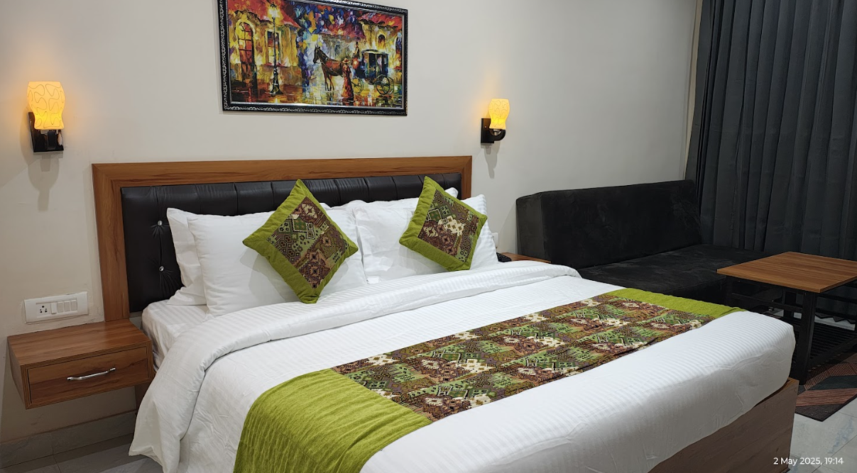 Super Deluxe Room