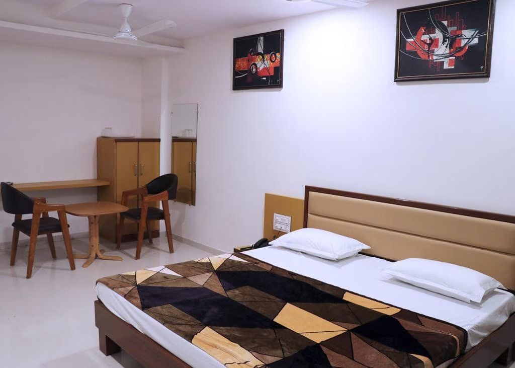 Deluxe Double Bed Room