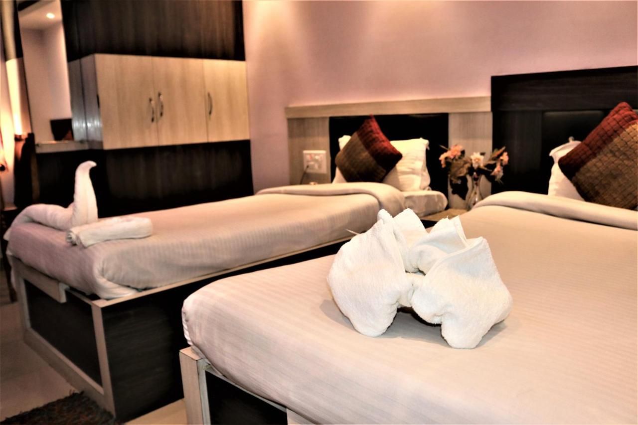 Hotel Vaishnavi Heights Signature Suite Room 4