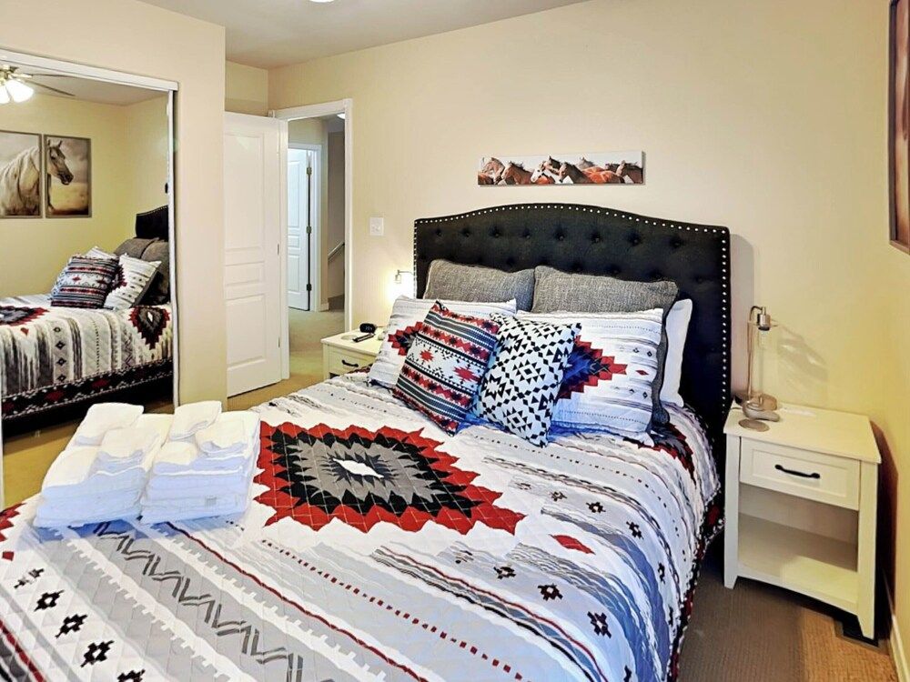 Condo (3 Bedrooms)