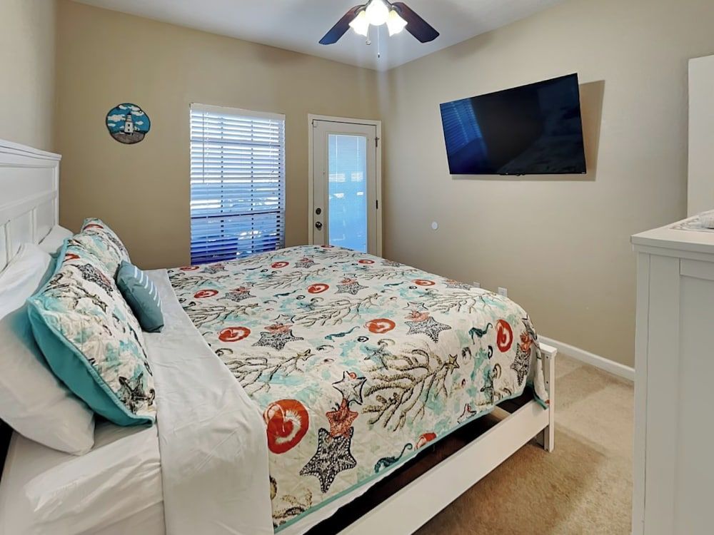Harbor East Condominiums 414d