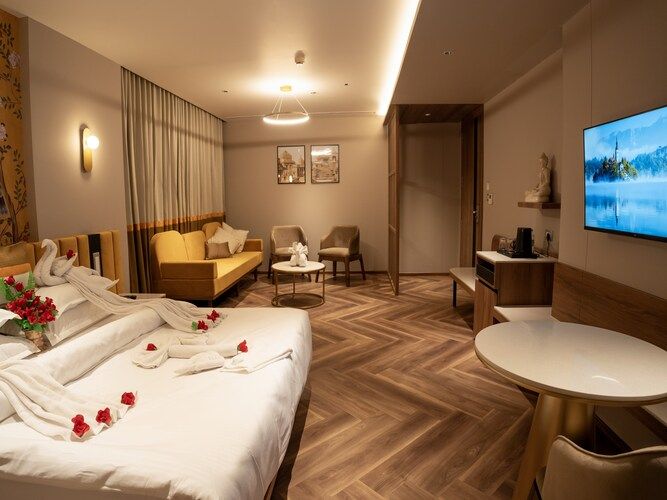  SHREE RAM HOTEL Suite Room 2