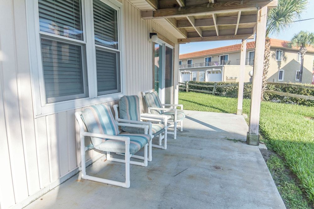 Condo (4 Bedrooms)