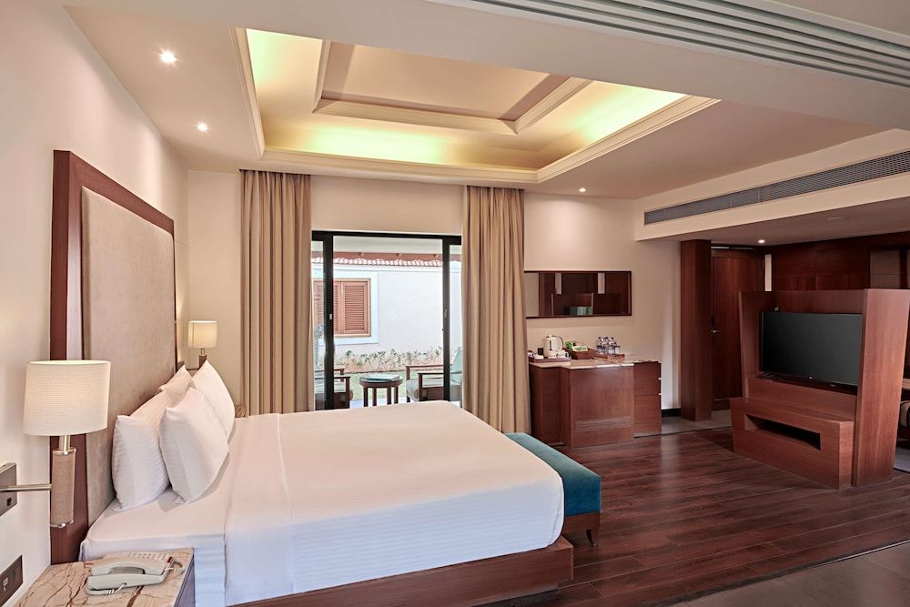 Taj Alibaug Resort & Spa, Maharastra Superior King Bed Room 14