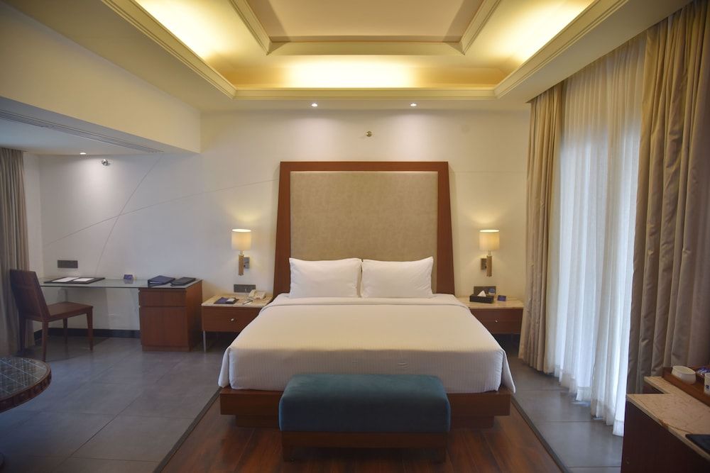 Taj Alibaug Resort & Spa, Maharastra Superior King Bed Room 15