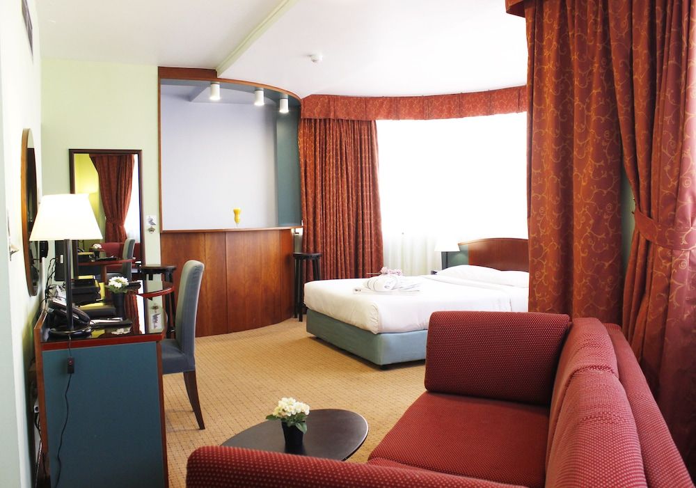 Al Diar Dana Hotel Junior Suite 9