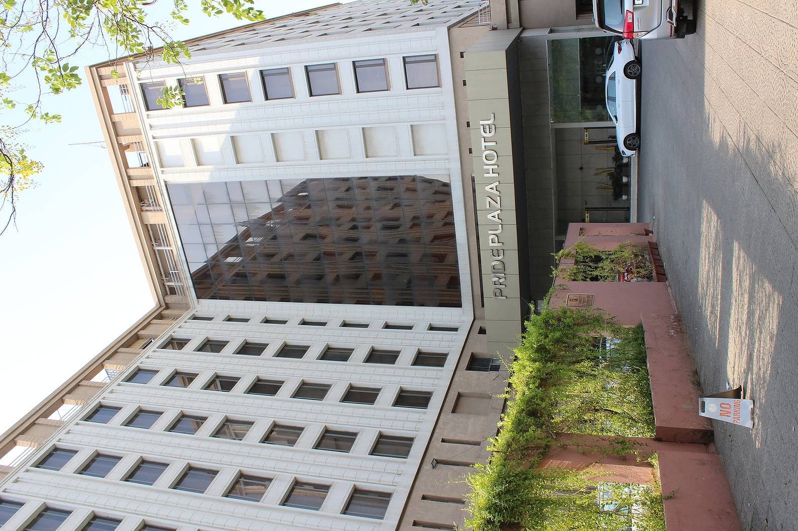undefined Pride Plaza Hotel Ahmedabad 9