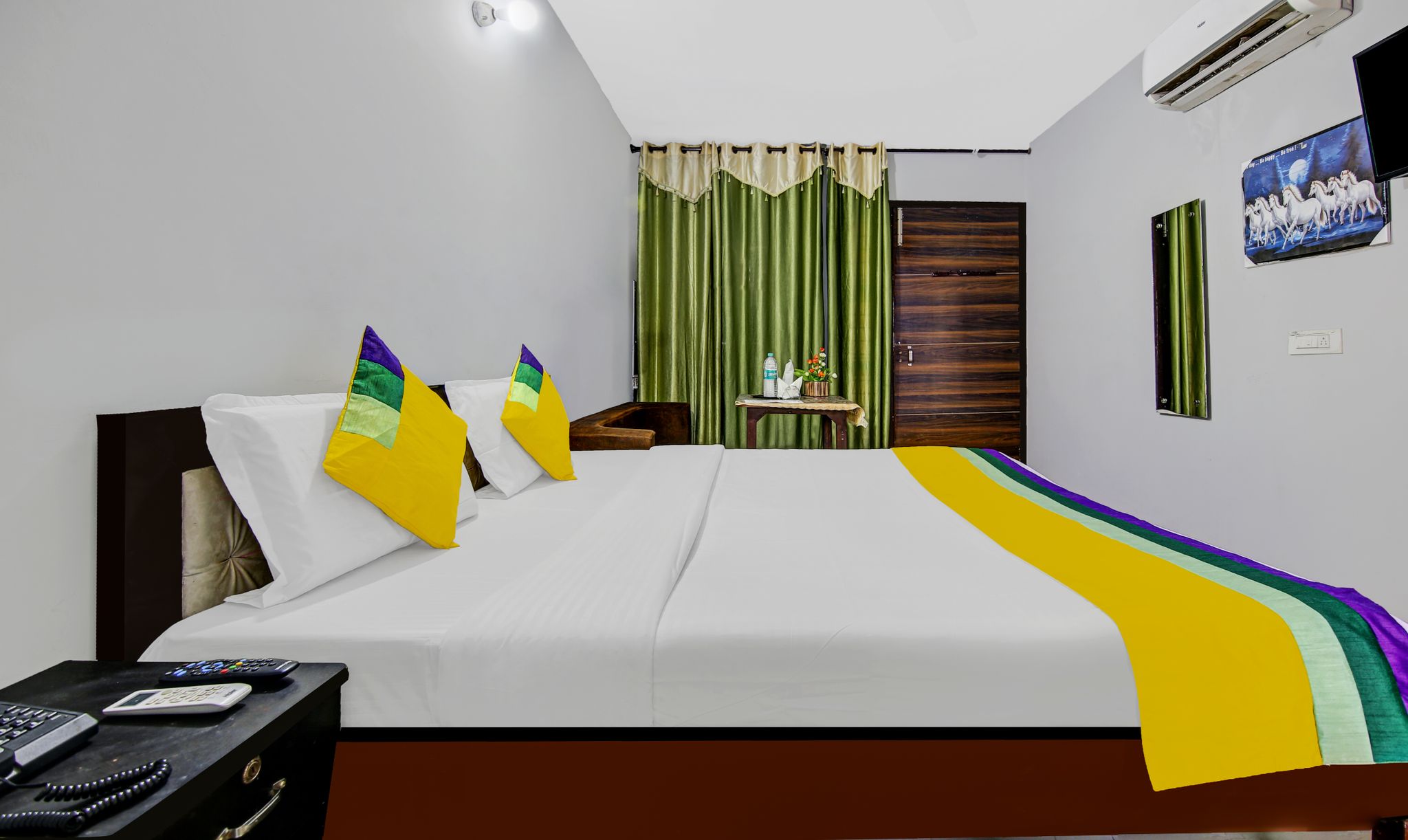 Hotel King Palace Near CP 67 Mall Airport Road Mohali Deluxe Room 4